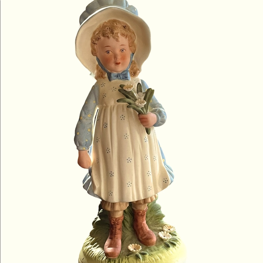 Holly Hobbie Collectible Figurine